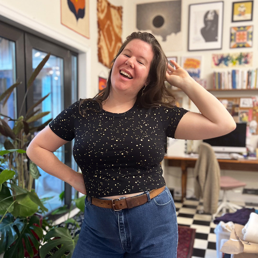 Holiday Top Sewing: Sparkly Dawson Top – Helen's Closet Patterns