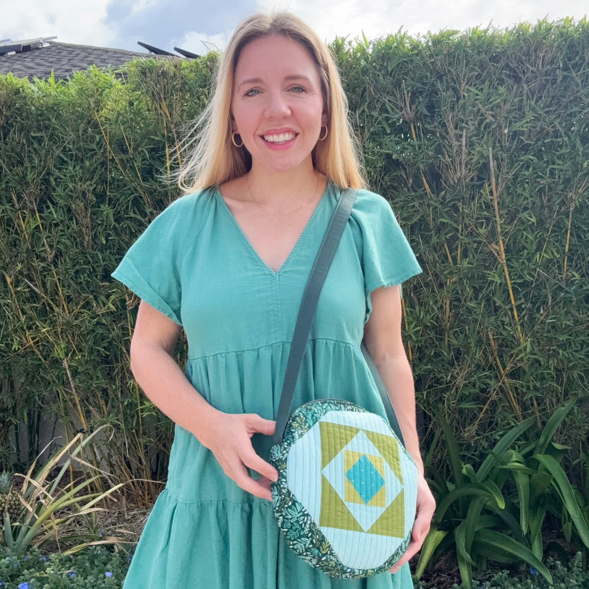 着用1回✨Ameri vintage✨QUILTING MINIVEST Turn a Mini Quilt into a Stylish Orbit Bag – Helen's Closet Patterns