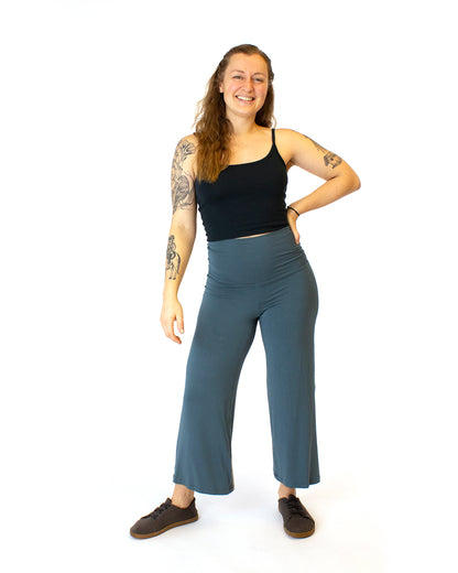 Nelson Pants sewing pattern by Helens Closet