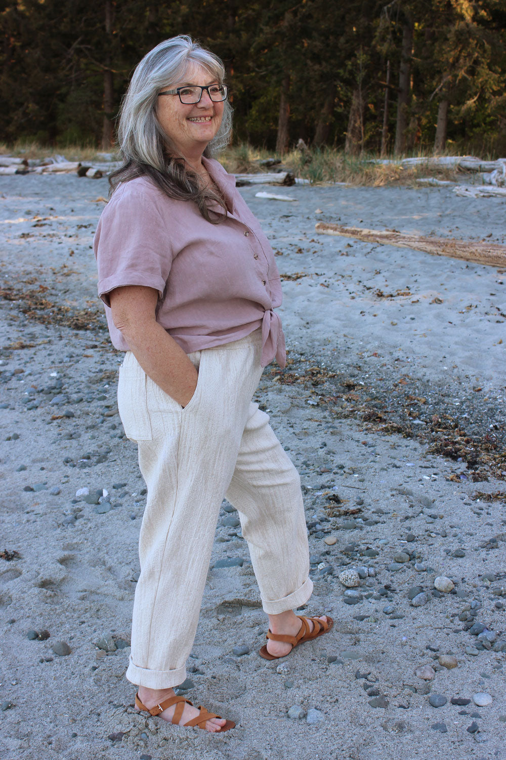 Arden Pants Sewing Pattern by Helen&