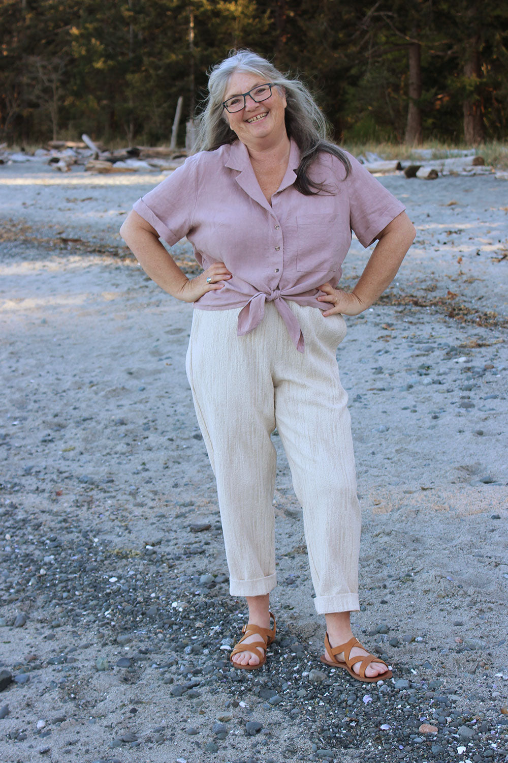 Arden Pants Sewing Pattern by Helen&