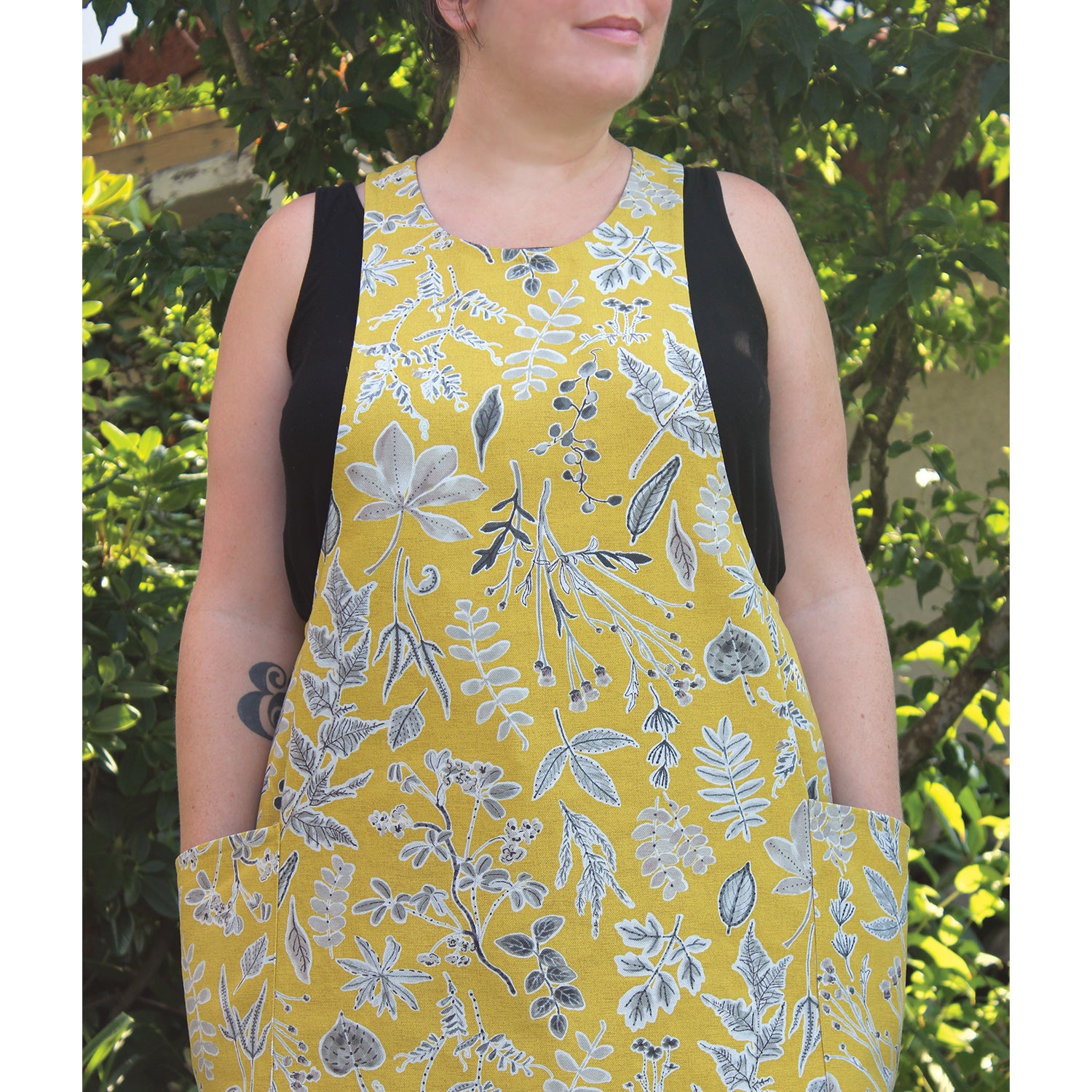 York Pinafore Apron Expansion