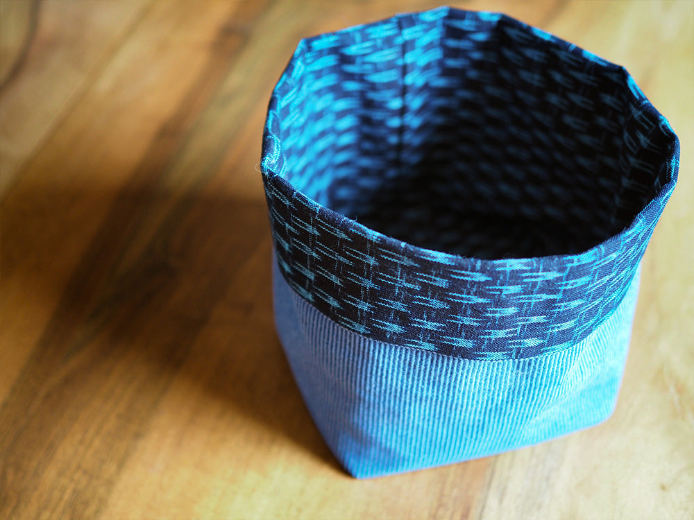 https://helensclosetpatterns.com/wp-content/uploads/2020/02/fabric_plant_bucket_8.jpg